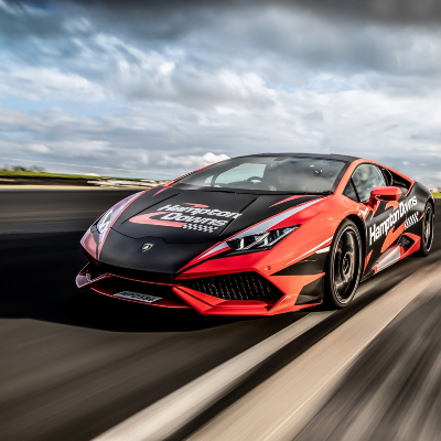 Christmas gifts for men NZ supercar experience
