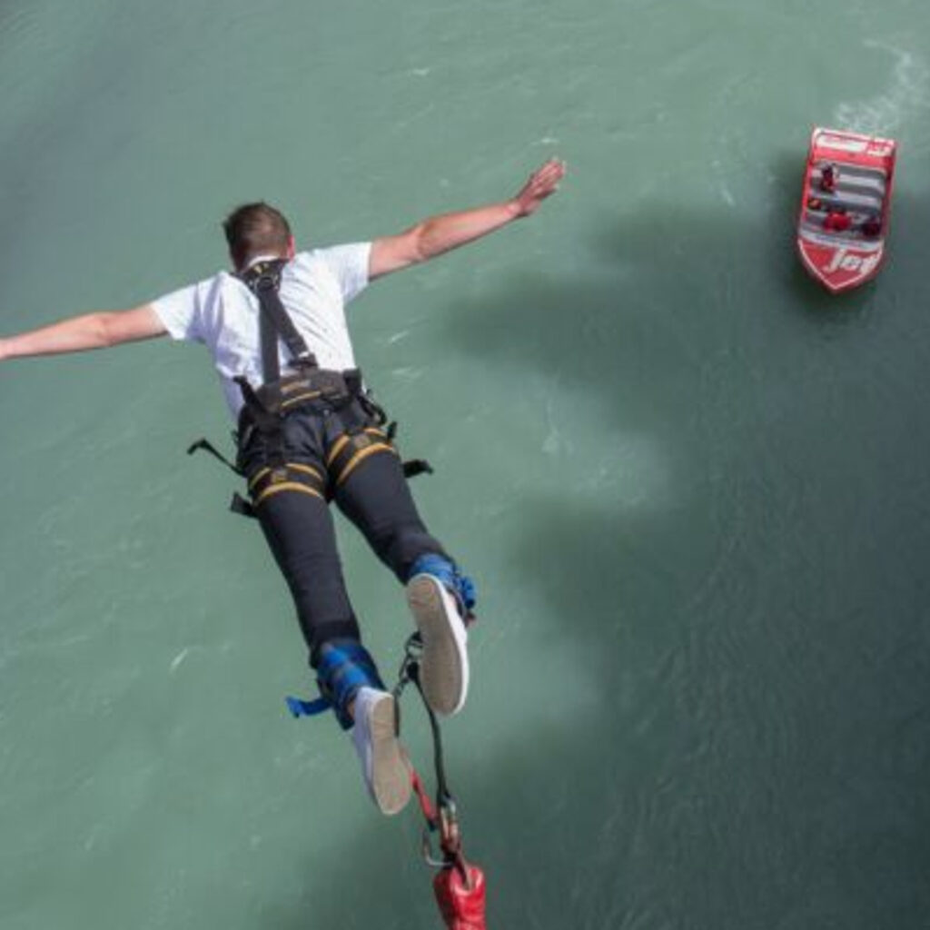Chuffed gifts bungee bungy jump jumping present
